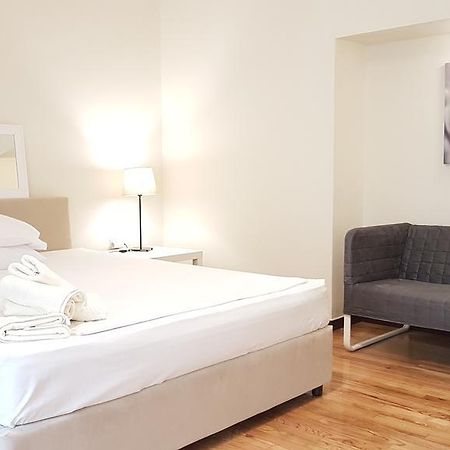 Errathens Vanilla Apartment - Athens Center Екстериор снимка