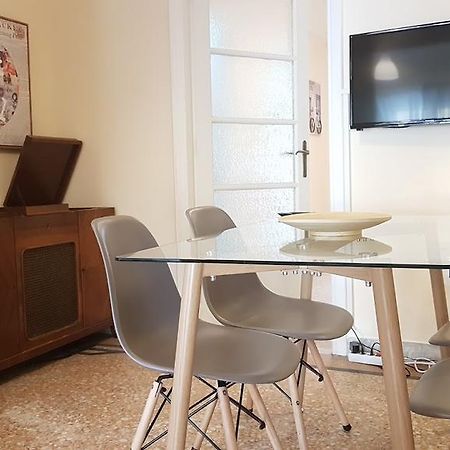 Errathens Vanilla Apartment - Athens Center Екстериор снимка
