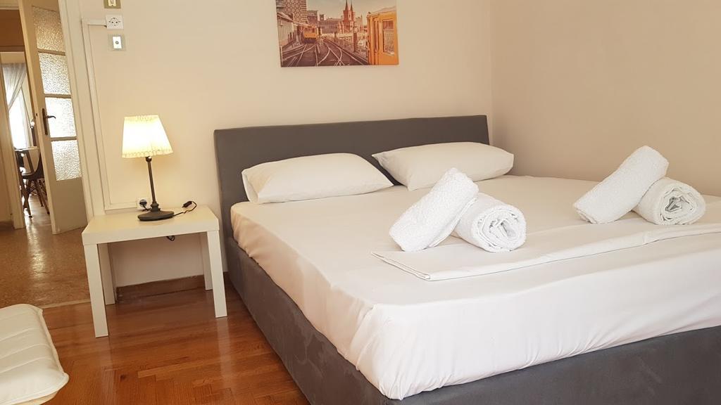 Errathens Vanilla Apartment - Athens Center Екстериор снимка