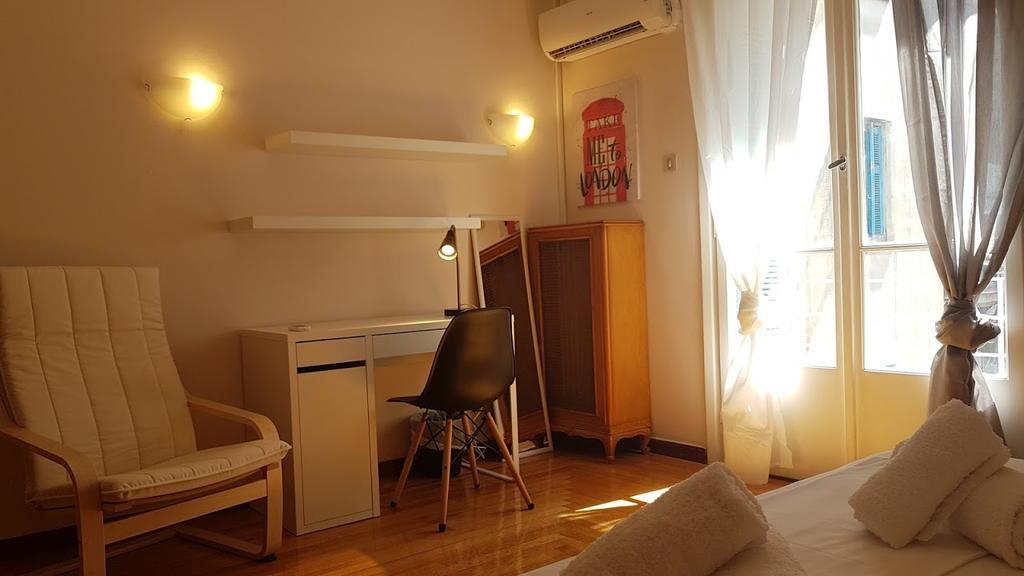 Errathens Vanilla Apartment - Athens Center Екстериор снимка